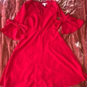 Red bow sleeve mid-length dress